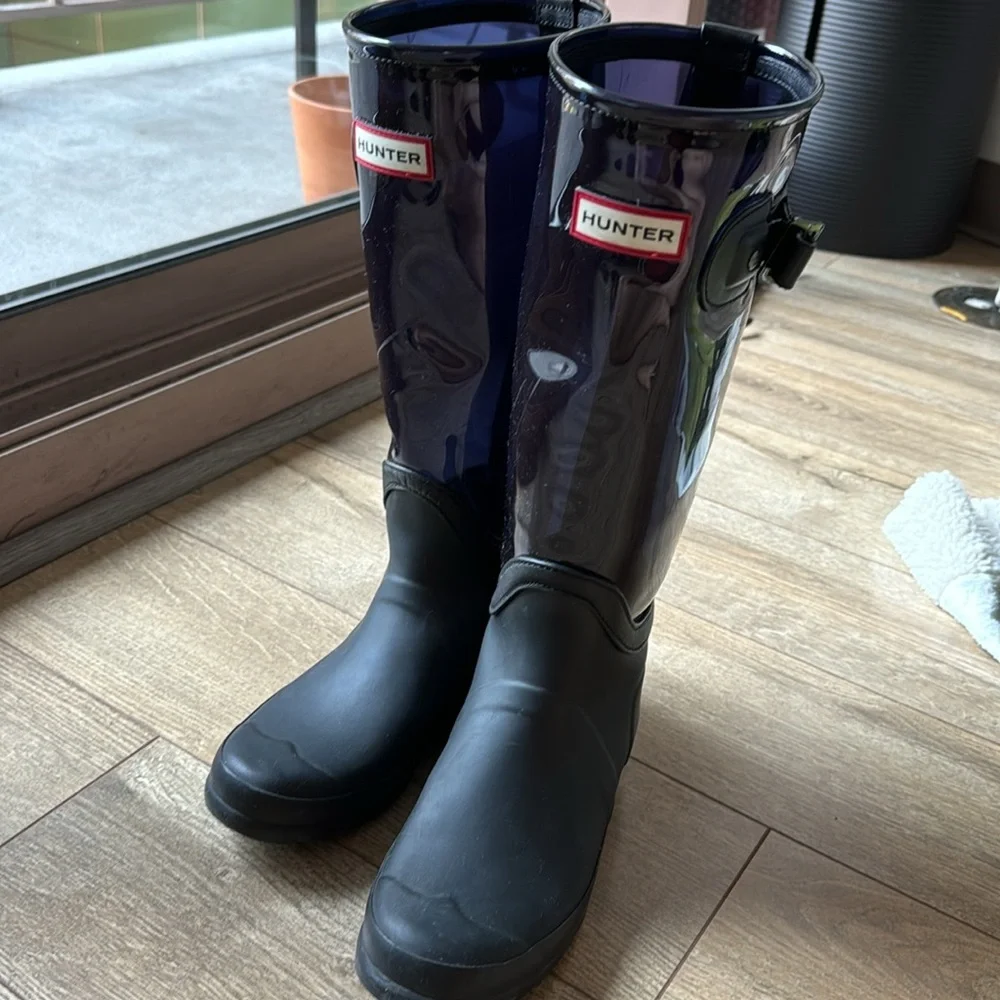 hunter boots with socks